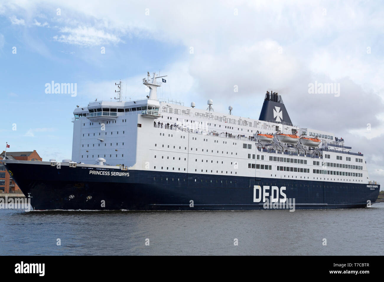 La Principessa Seaways DFDS traghetto sul Fiume Tyne dopo la partenza da Newcastle nel nord-est dell'Inghilterra. Il traghetto viaggia sulla rotta tra Newcast Foto Stock