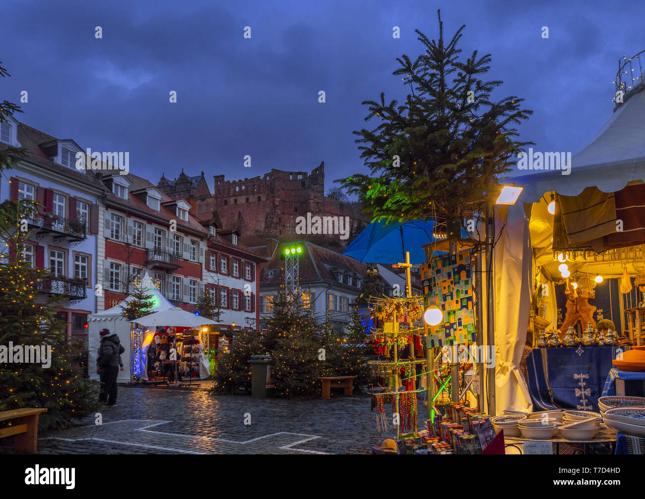 Mercatino di Natale a Kornmarkt a Heidelberg, Germania Foto Stock