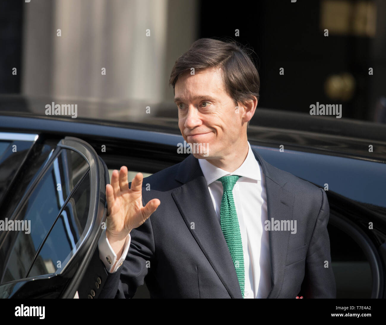 A Downing Street, Londra, Regno Unito. Il 7 maggio 2019. Rory Stewart assiste il suo primo armadio settimanale riunione come Segretario di Stato per lo Sviluppo Internazionale, Sviluppo Internazionale segretario a Downing Street. Credito: Malcolm Park/Alamy Live News. Foto Stock