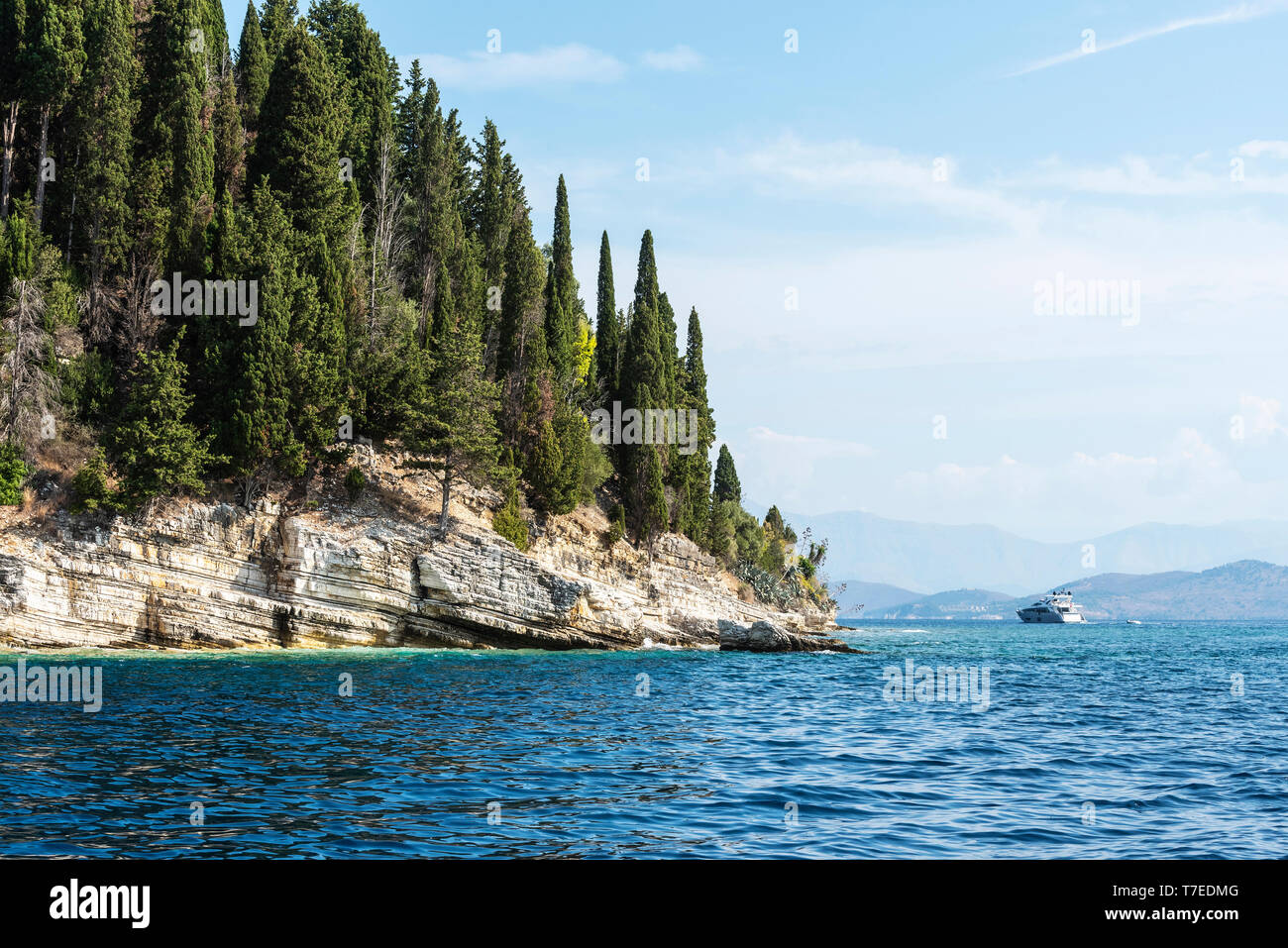 Costa, Nissaki, isola di Corfu, Isole Ionie, Mare mediterraneo, Grecia Foto Stock