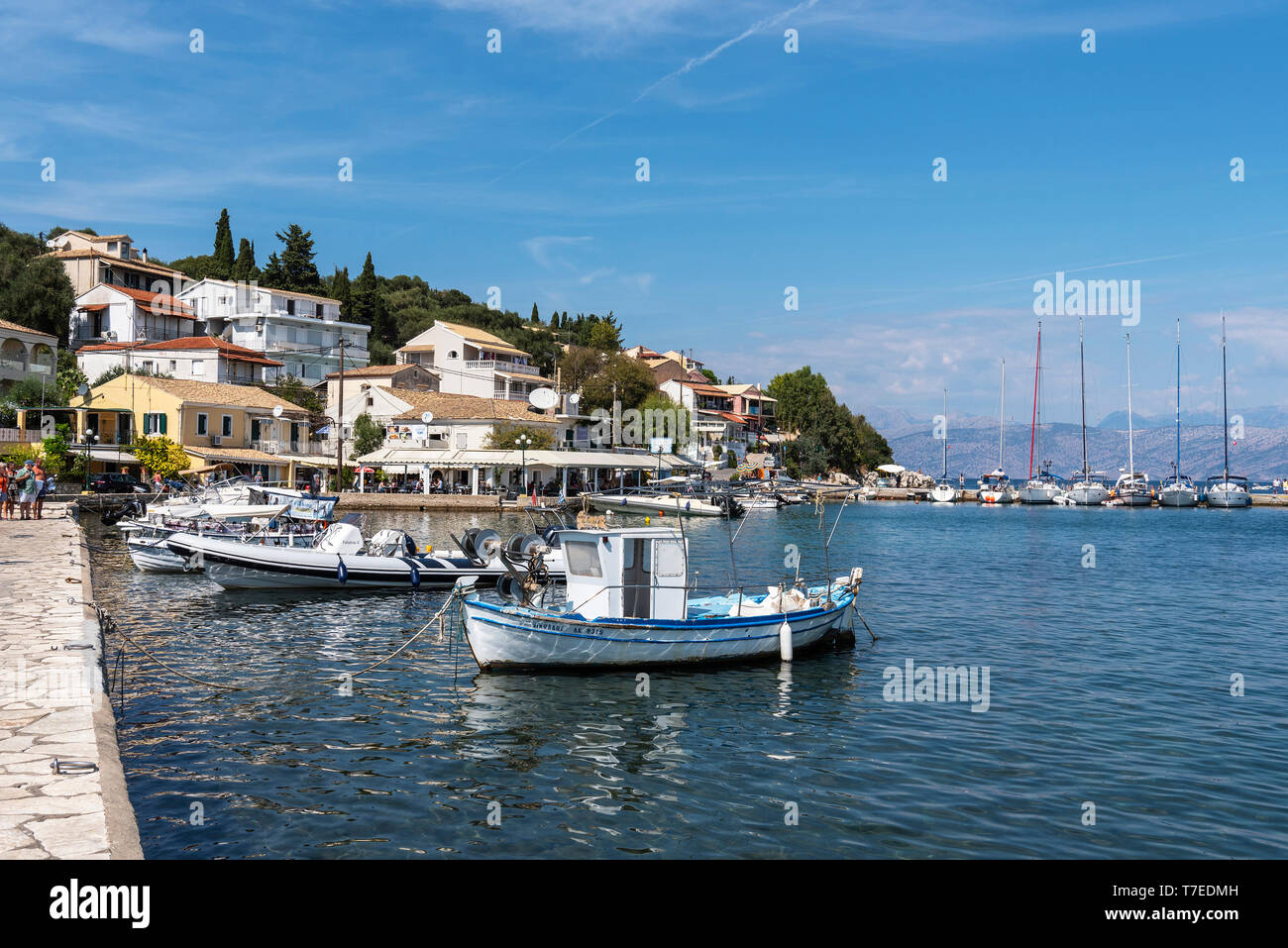 Porto, Kassiopi, isola di Corfu, Isole Ionie, Mare mediterraneo, Grecia Foto Stock