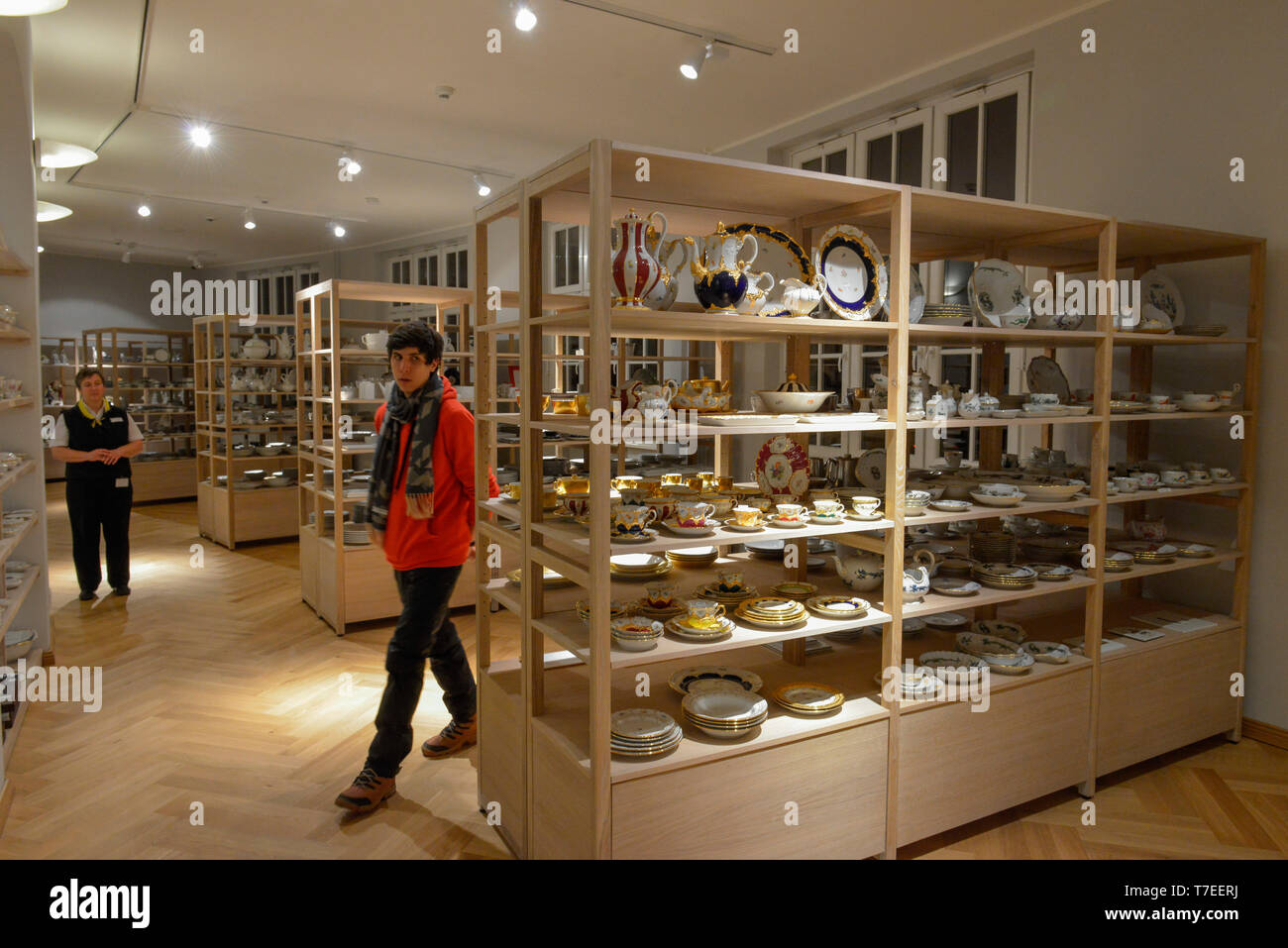Verkaufsraum, Porzellan-Manufaktur, Meissen, Sachsen, Deutschland Foto Stock