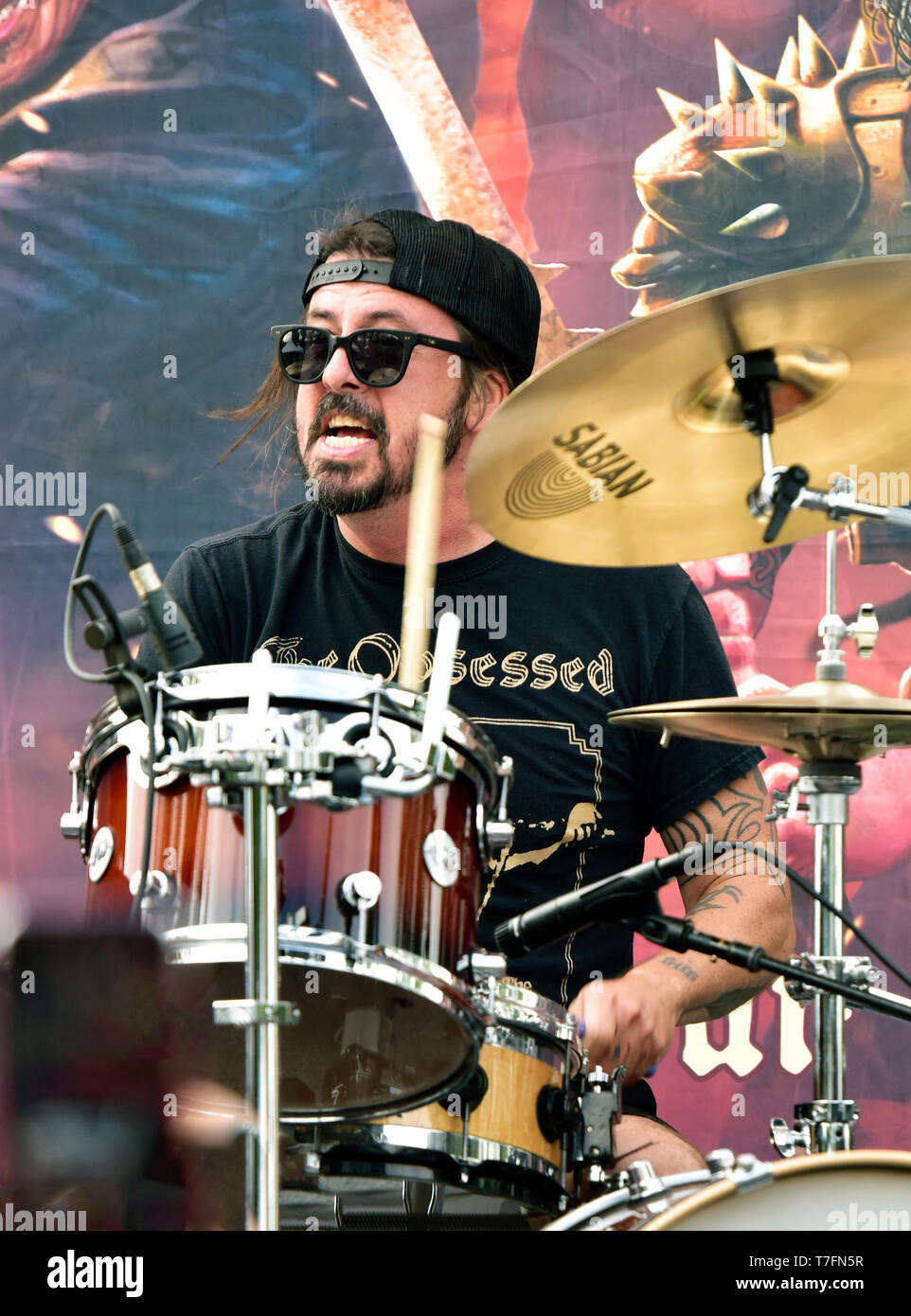 Il 5 maggio 2019, Encino, California, Dave Grohl fa un'apparizione a sorpresa al 2019 Ride per Ronnie concerto di beneficenza a Los Encinos State Historic Park Foto Stock