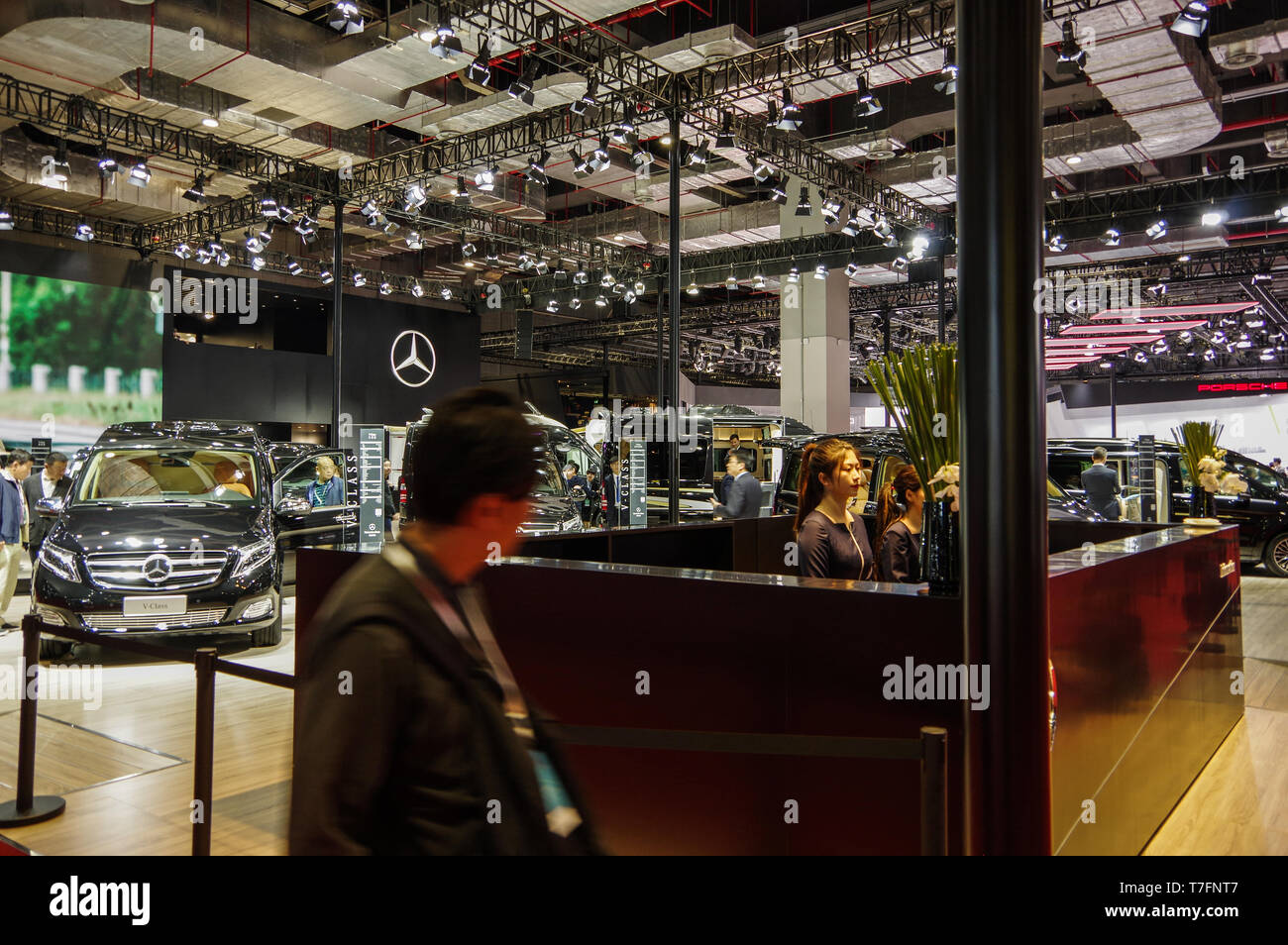 2019 Shanghai Auto Show Mercedes Benz booth Foto Stock