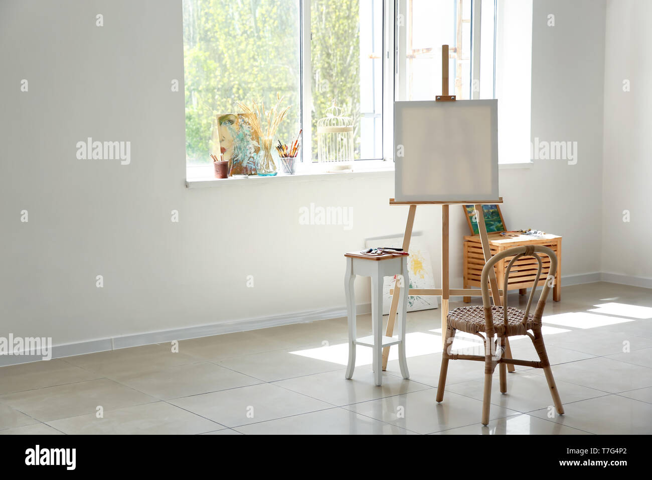 Interno di studio dell'artista Foto Stock