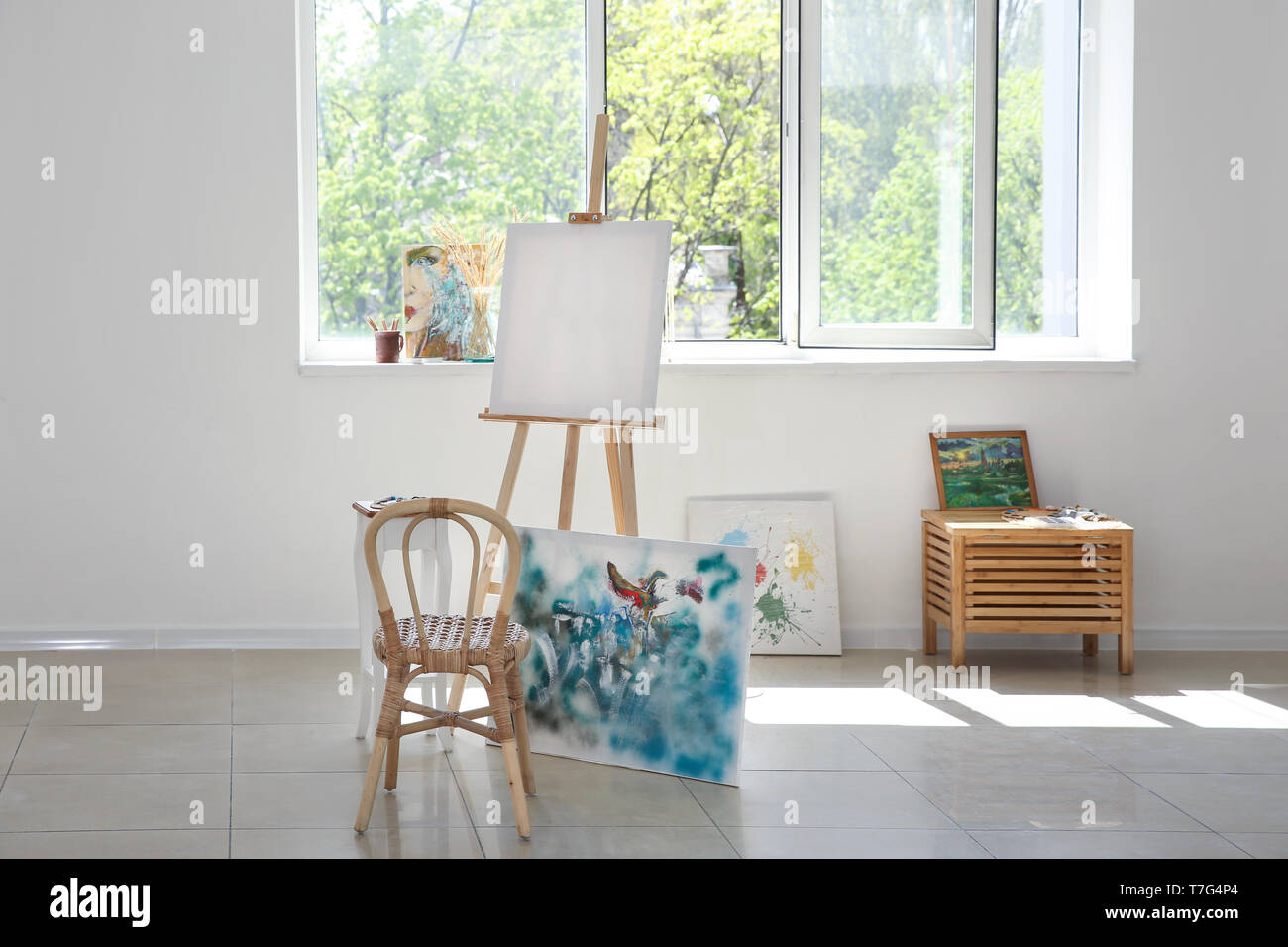 Interno di studio dell'artista Foto Stock