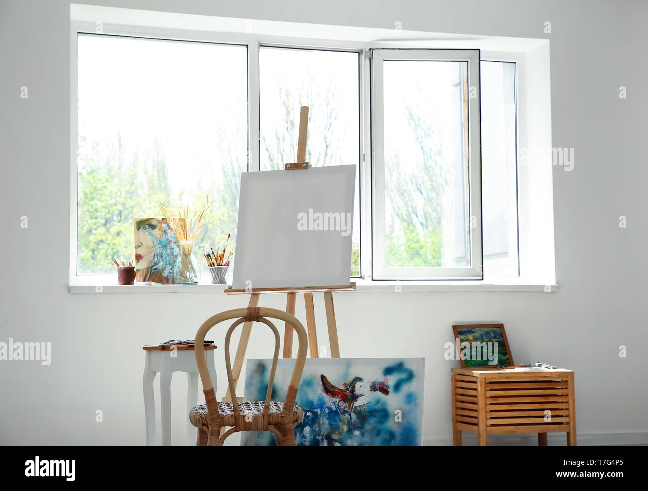 Interno di studio dell'artista Foto Stock