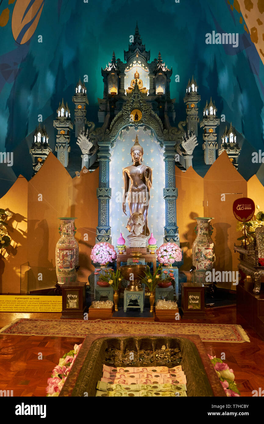 Il piano superiore Santuario di Erawan museum, le tre teste museo di elefante, a Bangkok, in Thailandia. Foto Stock