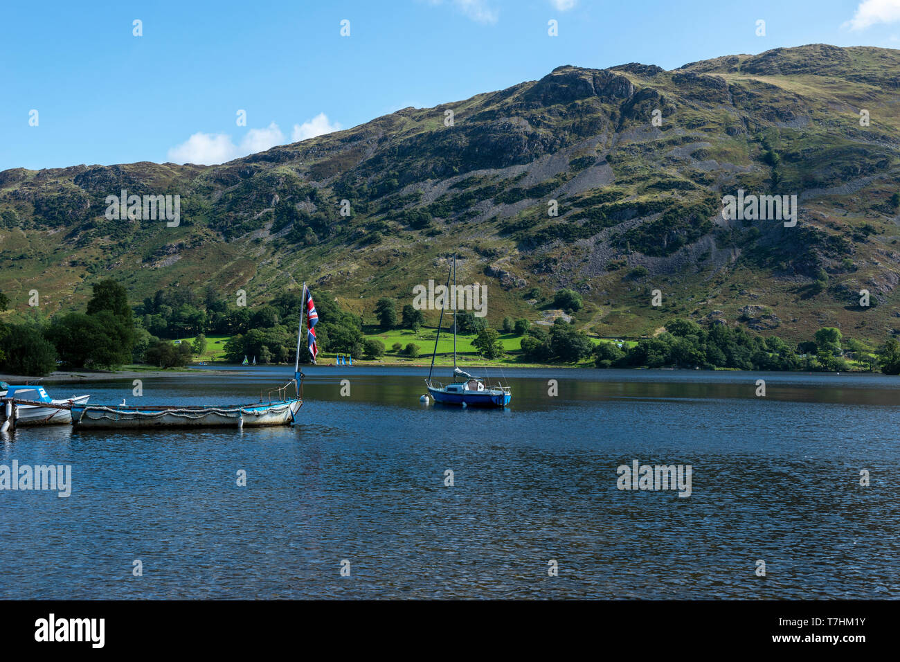 Vista su Ullswater dal St Patrick's Boat Landing nel Lake District National Park, Cumbria, Inghilterra, Regno Unito Foto Stock