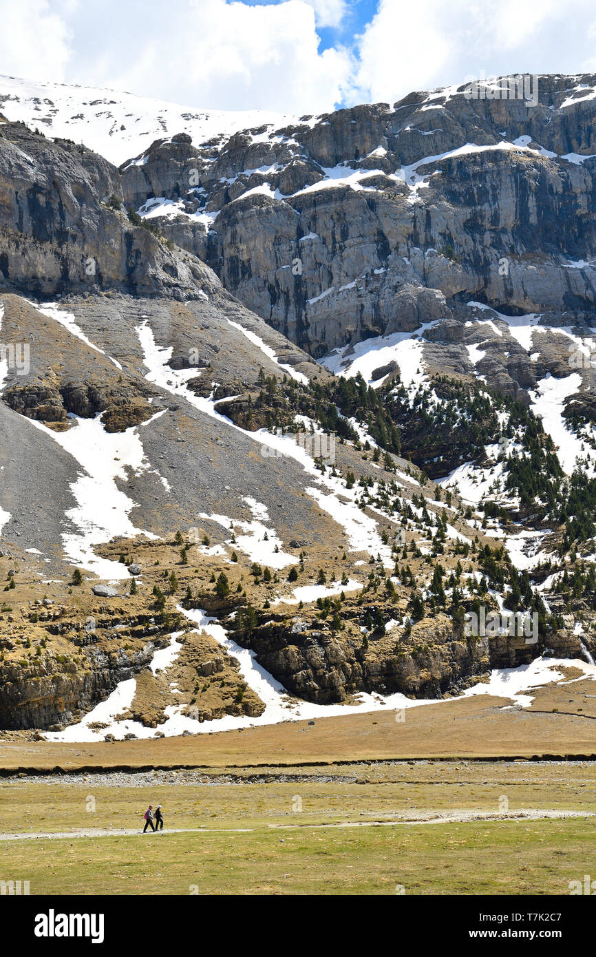 Spagna Aragona, provincia di Huesca, Torla, Parco Nazionale di Ordesa e Monte Perdido (Ordesa y Monte Perdido Parque Nacional), classificato come patrimonio mondiale dall UNESCO, Ordesa canyon Foto Stock