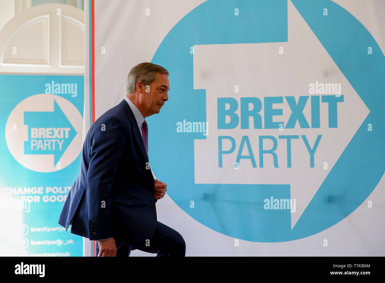 Leader del Partito Brexit Nigel Farage è visto durante il Brexit parte della conferenza stampa per la campagna elettorale europea di Westminster. Il Regno Unito prenderà parte nel caso delle elezioni europee che si svolgeranno il 23 maggio 2019. Foto Stock