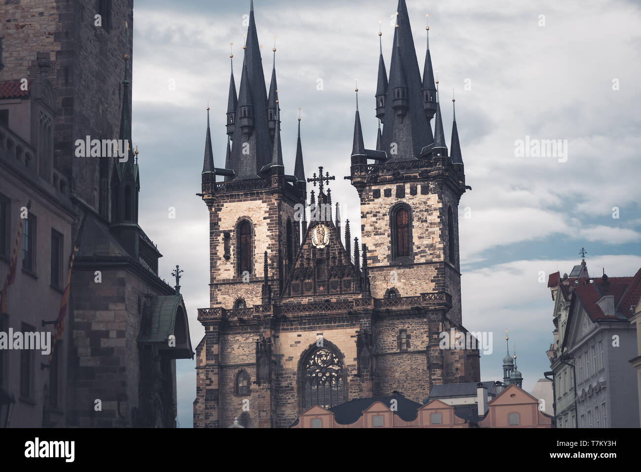 La chiesa gotica di Nostra Signora di Tyn. Praga, Repubblica Ceca Foto Stock