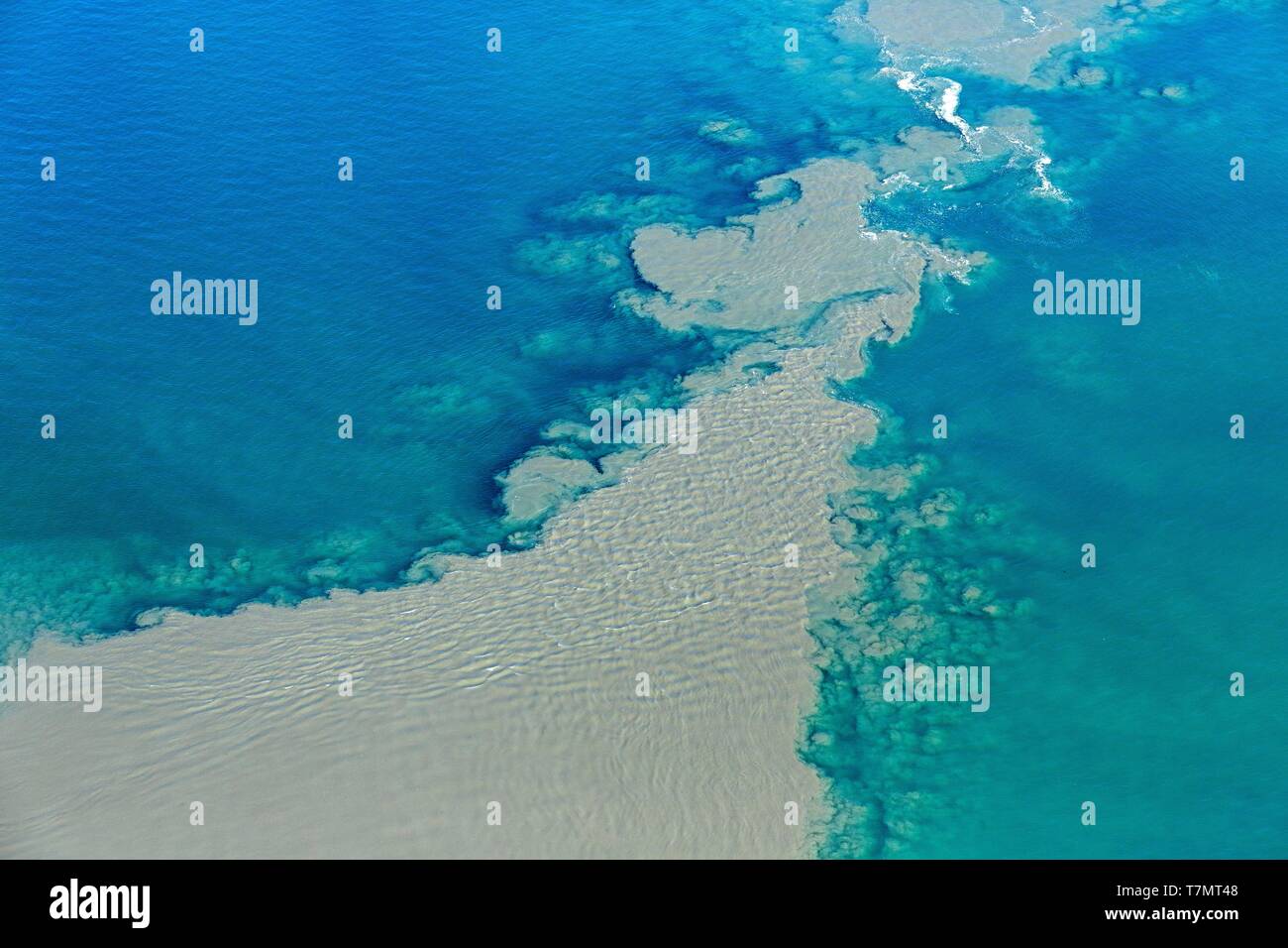 La Svizzera nel canton Vallese, distretto di Monthey, sul Lago di Ginevra, la bocca del Rodano (vista aerea) Foto Stock