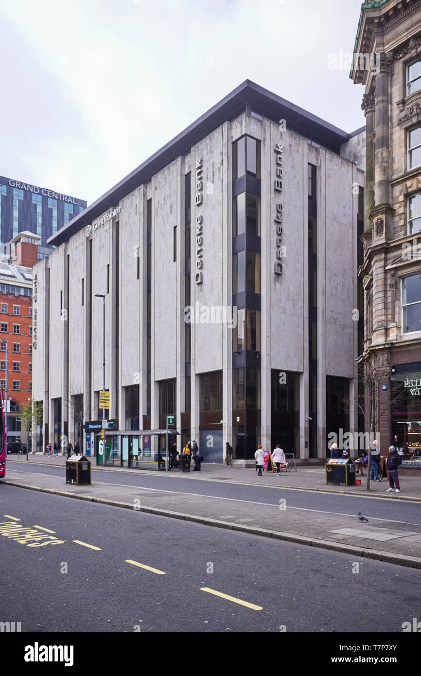 Danske Bank e Grant Thornton uffici Donegall Square West nel centro di Belfast Foto Stock