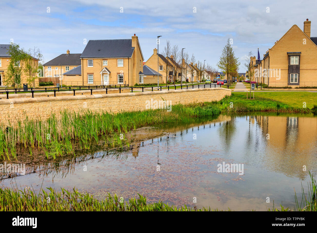 Alconbury Weald principali alloggiamento nuovo sviluppo, nei pressi di Huntingdon, Cambridgeshire, Inghilterra, Regno Unito, GB Foto Stock