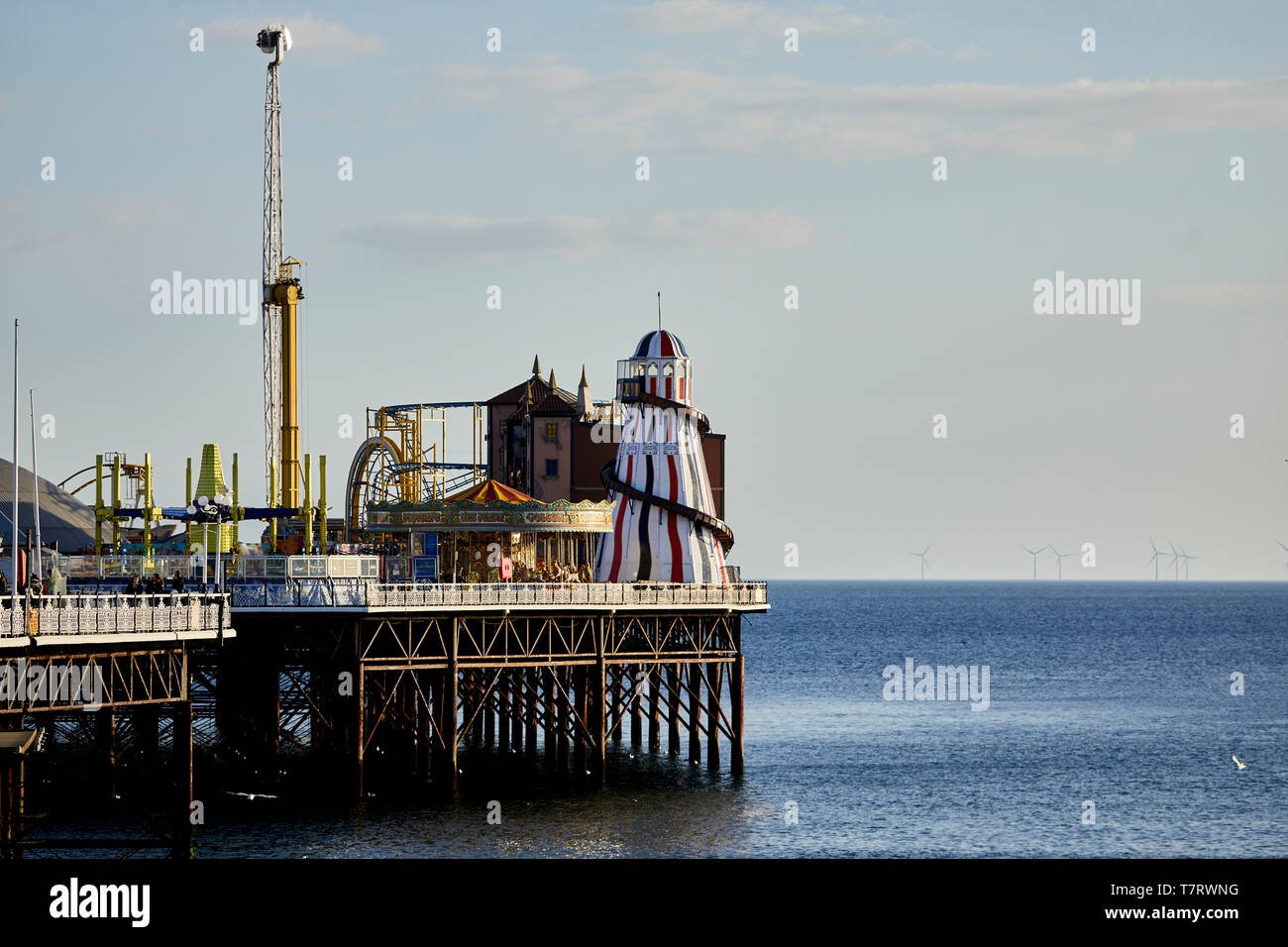 Fiera del divertimento sul molo di Brighton in Inghilterra, Regno Unito Foto Stock