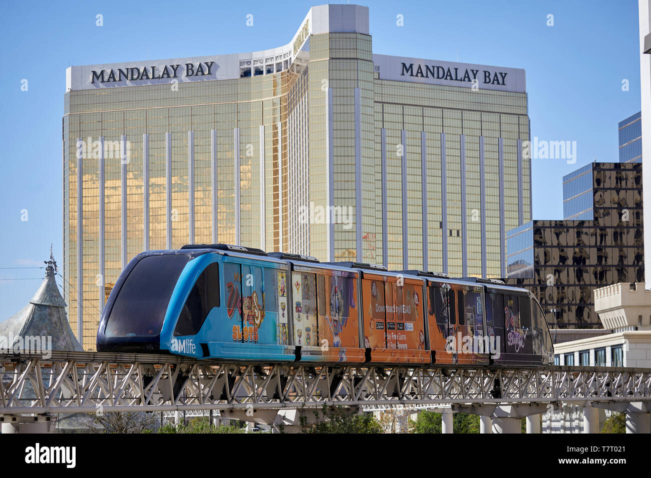 Las Vegas, Paradiso, Nevada USA, Mandalay Bay high-end hotel casino driverless Mandalay Bay TRAM monorotaia trasporto gratuito Foto Stock