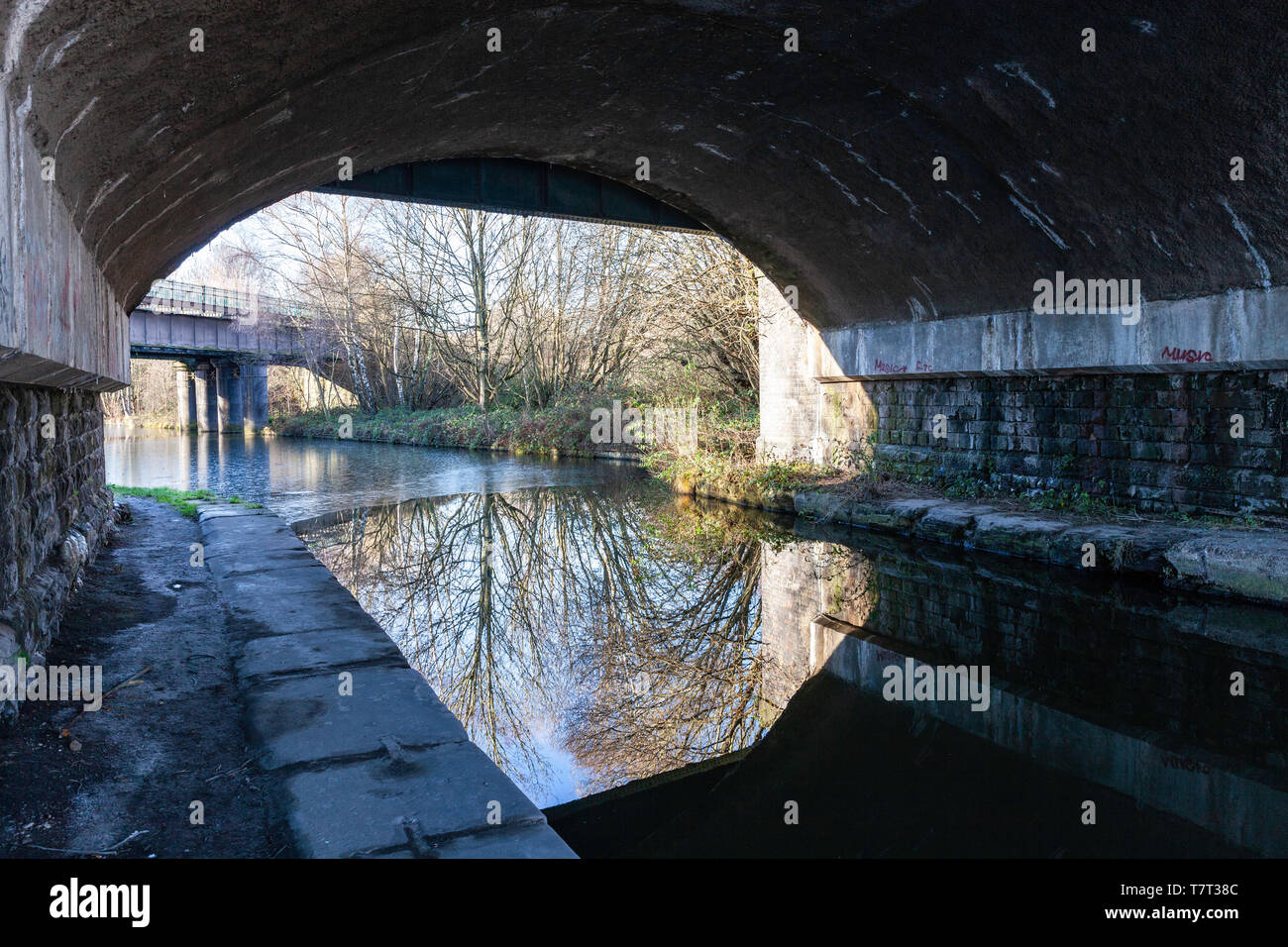 Ponte sul Sheffield di Keadby canal nuovo taglio, a Rotherham. Foto Stock