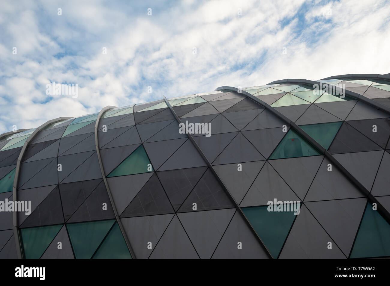 28.04.2019, Singapore, Repubblica di Singapore, in Asia - Vista esterna del nuovo gioiello terminal presso l'Aeroporto Changi, progettato da Moshe Safdie Architects. Foto Stock