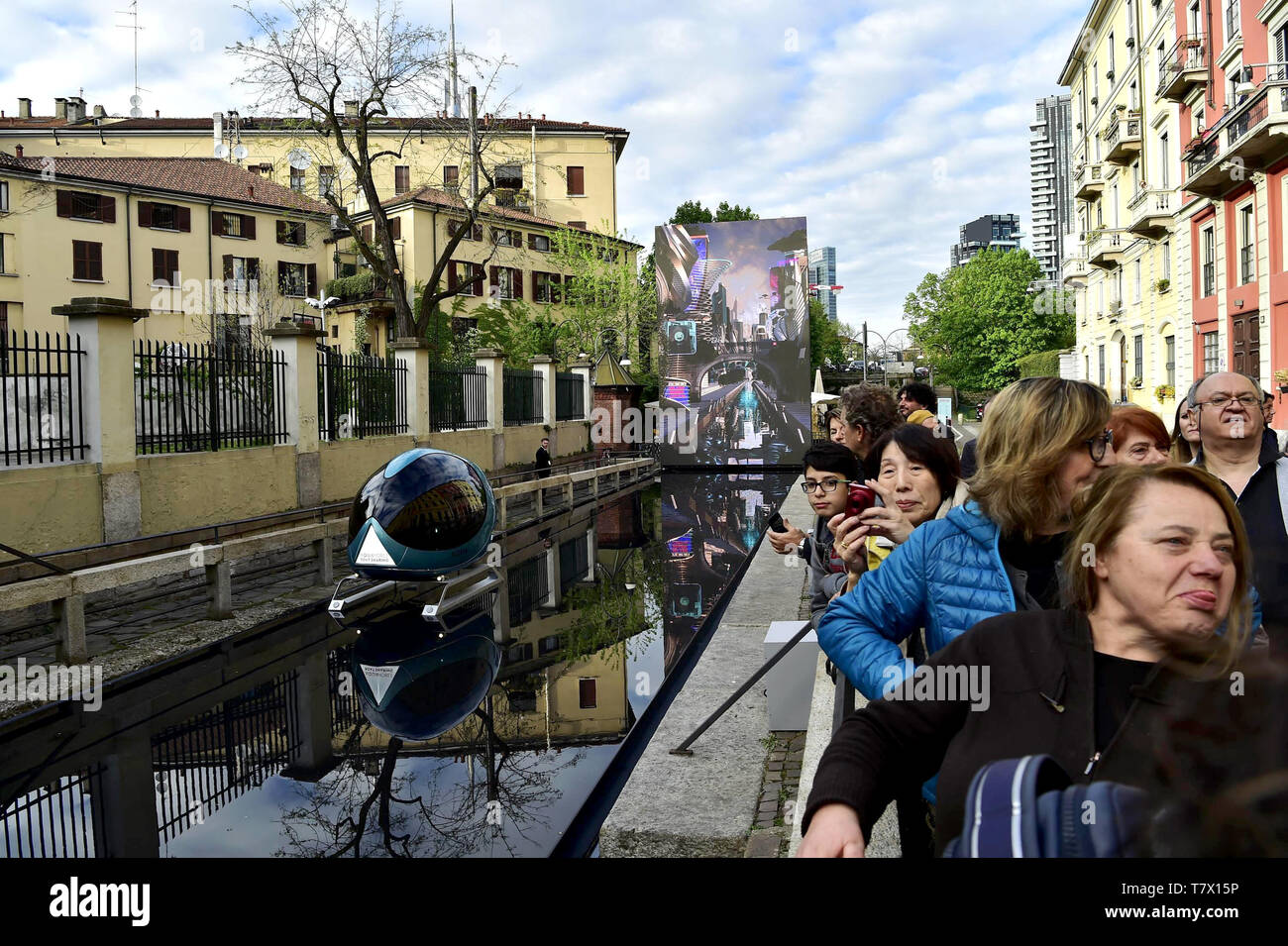 Inaugurazione dell'installazione di acqua da Martin Balich, dedicato a Leonardo da Vinci, per Fuori Salone del Mobile 2019 nella conca del Incoronata di Via San Marco a Milano, Italia. Dotato di: atmosfera Dove: Milano, Lombardia, Italia Quando: 05 Apr 2019 Credit: IPA/WENN.com * * disponibile solo per la pubblicazione in UK, USA, Germania, Austria, Svizzera** Foto Stock