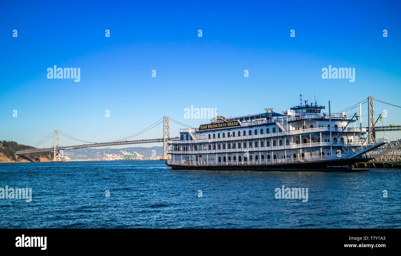 San Francisco, CA, Stati Uniti d'America - 27 Ottobre 2017: Il San Francisco Belle Hornblower Foto Stock