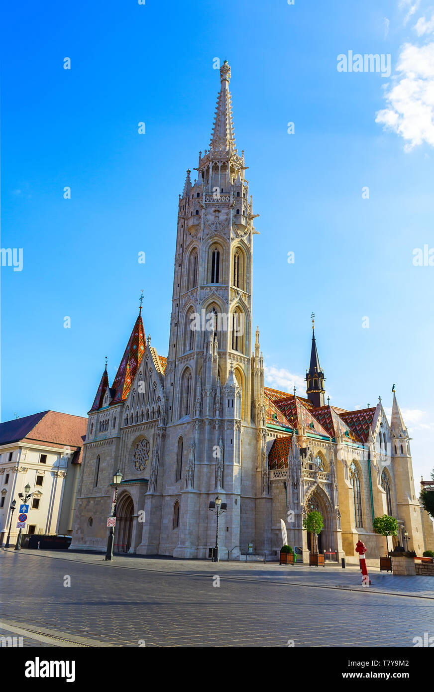 Chiesa di San Mattia nel territorio del bastione di pesca. Budapest, Ungheria Foto Stock