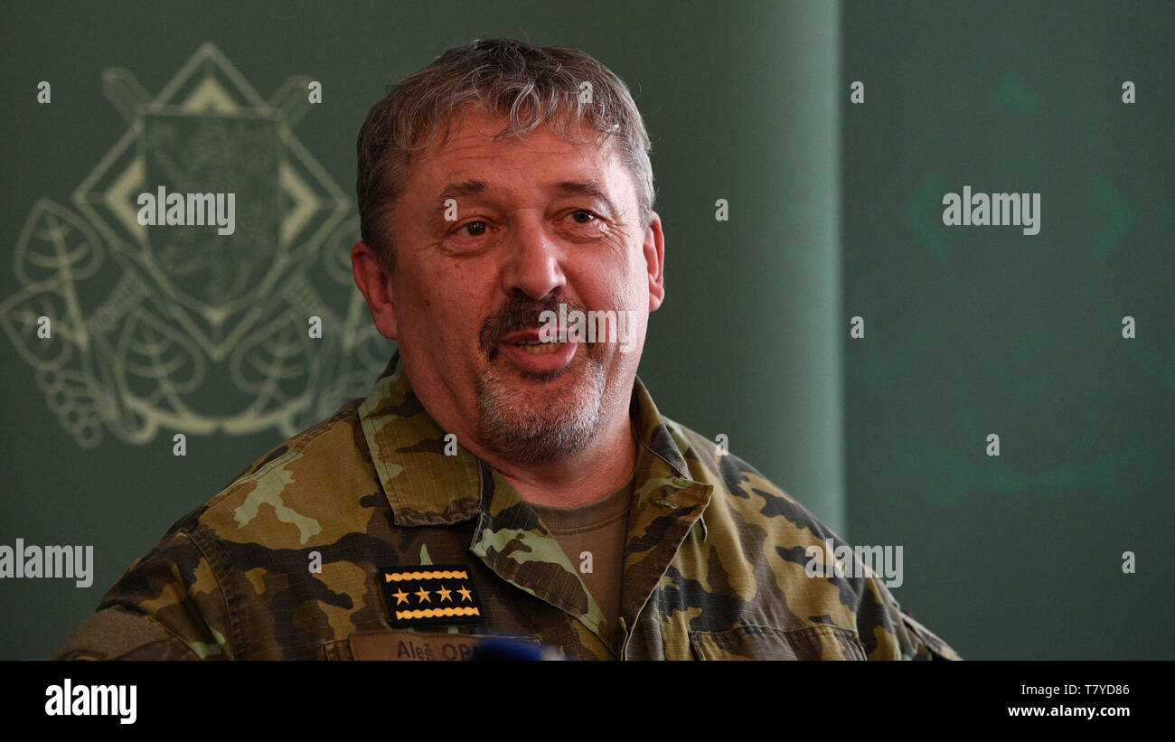 Il generale Ales Opata, capo dello Stato maggiore delle forze armate ceche, parla durante una conferenza stampa sul suo primo anno di mandato, a Praga, CZE Foto Stock