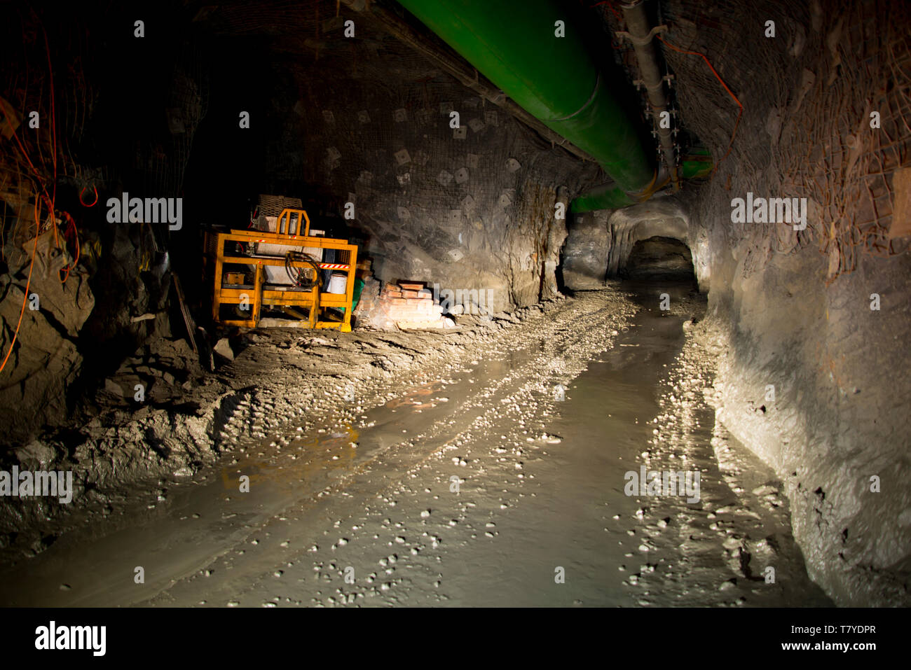 La metropolitana in galleria mineraria Foto Stock