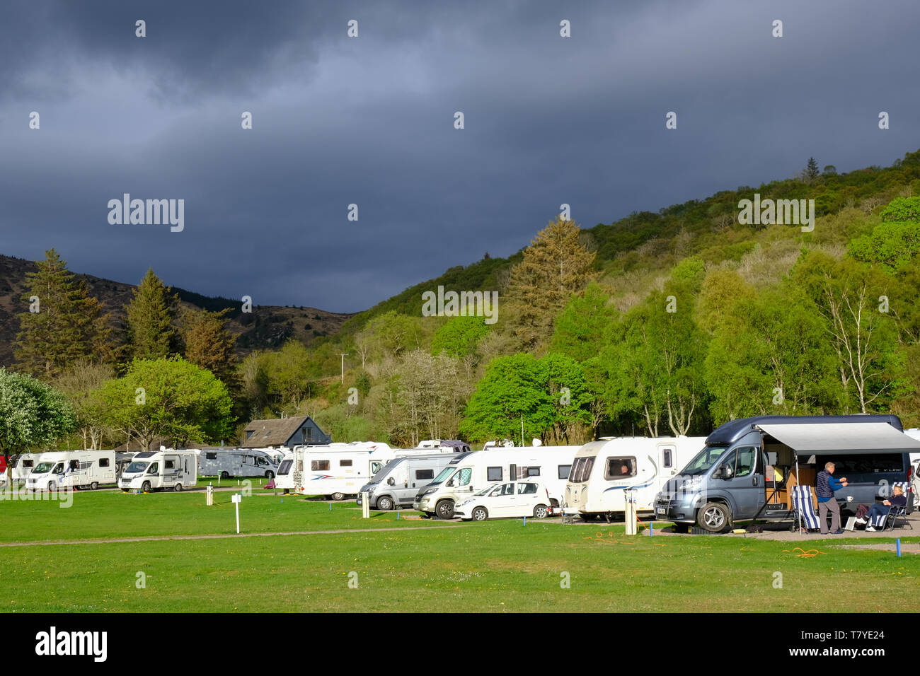 La pittoresca caravan e camper Club sito a Bunree in Scozia ha dei fantastici paesaggi e vedute sul Loch Linnhe. Foto Stock