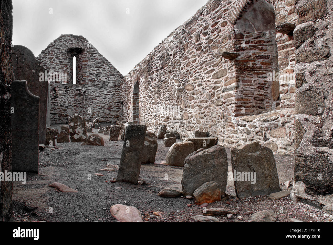 Ballinskelligs convento agostiniano è stata fondata per i monaci che è venuto con la terraferma da Skellig Michael nel XII secolo. Foto Stock