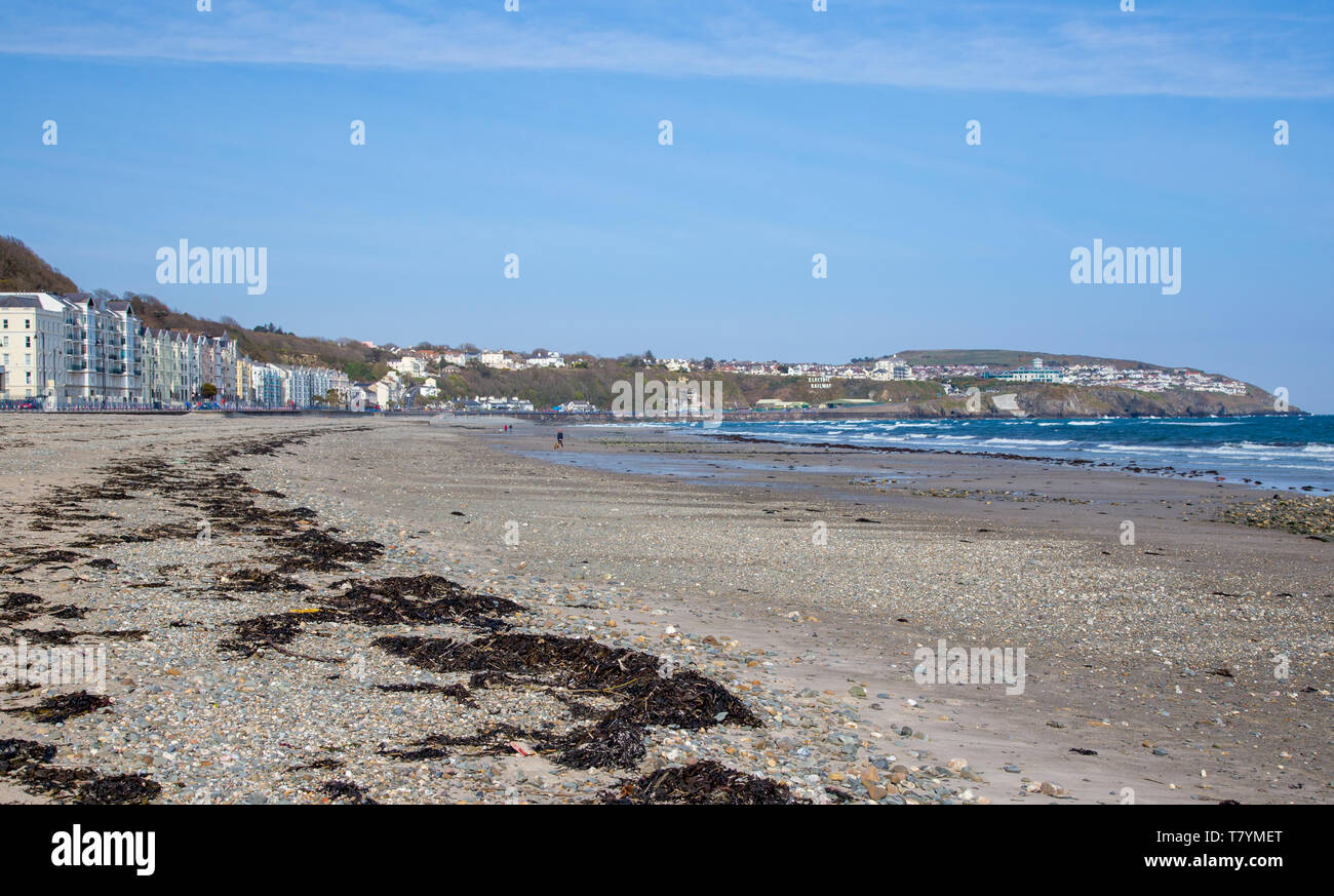 Douglas beach guardando verso Onchan testa, Isola di Man Foto Stock