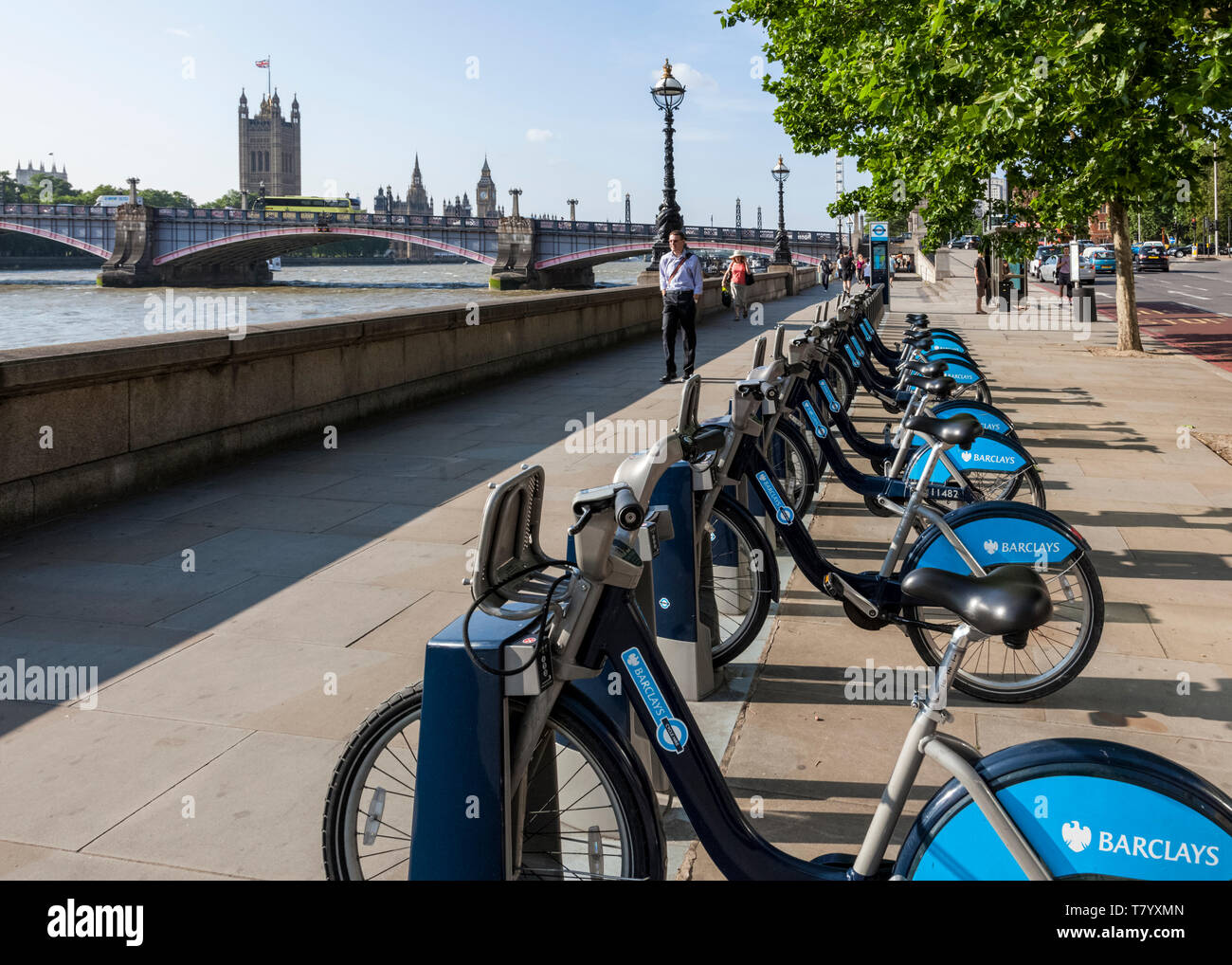 Barclays bikes noto anche come Boris bikes. Ciclo schema di noleggio in London, England, Regno Unito Foto Stock