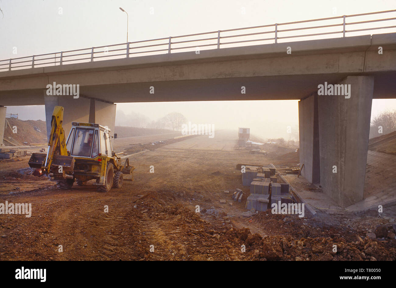 M25 Autostrada inizio costruzione vicino a Watford, Regno Unito, 1973-1974 Foto Stock