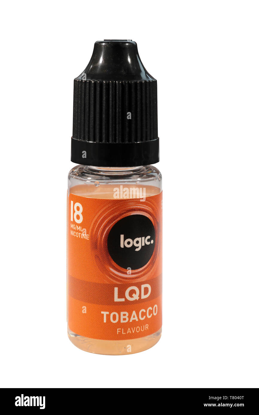 Una bottiglia di logica LQD e-cig liquido - 18mg/ml di nicotina - Tabacco Flavorisolated su sfondo bianco Foto Stock