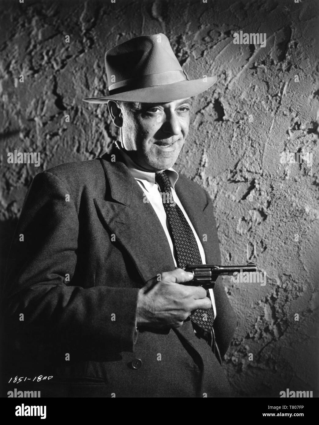 Joseph Calleia come sergente di polizia Pete Menzies TOUCH DEL MALE 1958 Direttore / sceneggiatura Orson Welles Universal international Pictures ( UI ) Foto Stock