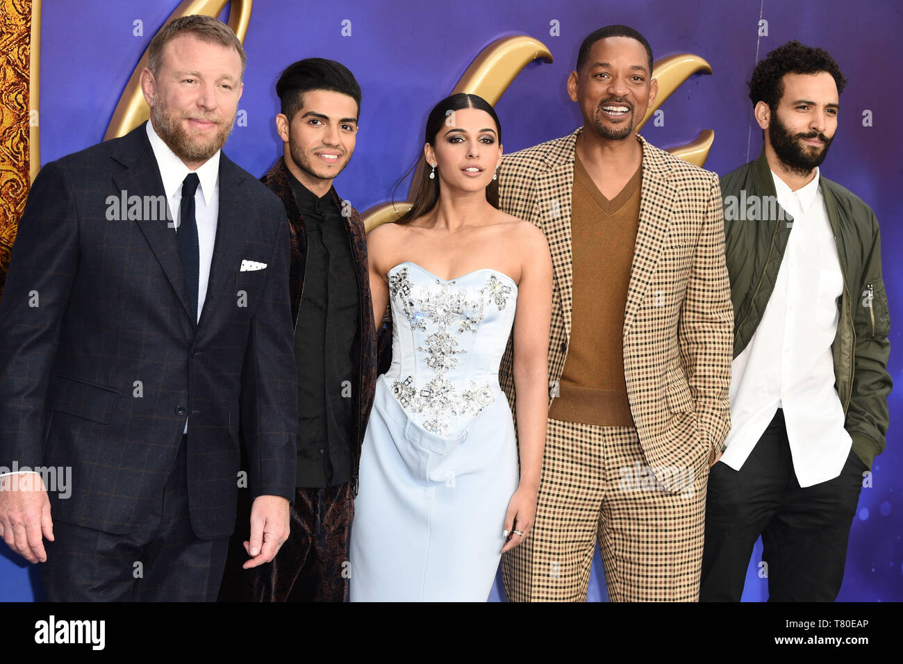 Londra, Regno Unito. 09 Maggio, 2019. Londra, Regno Unito. Maggio 09, 2019: Guy Ritchie, Mena Massoud, Naomi Scott, Will Smith & Marwan Kenzari al 'Aladdin' premiere a l'Odeon Luxe, Leicester Square, Londra. Immagine: Steve Vas/Featureflash Credito: Paul Smith/Alamy Live News Foto Stock