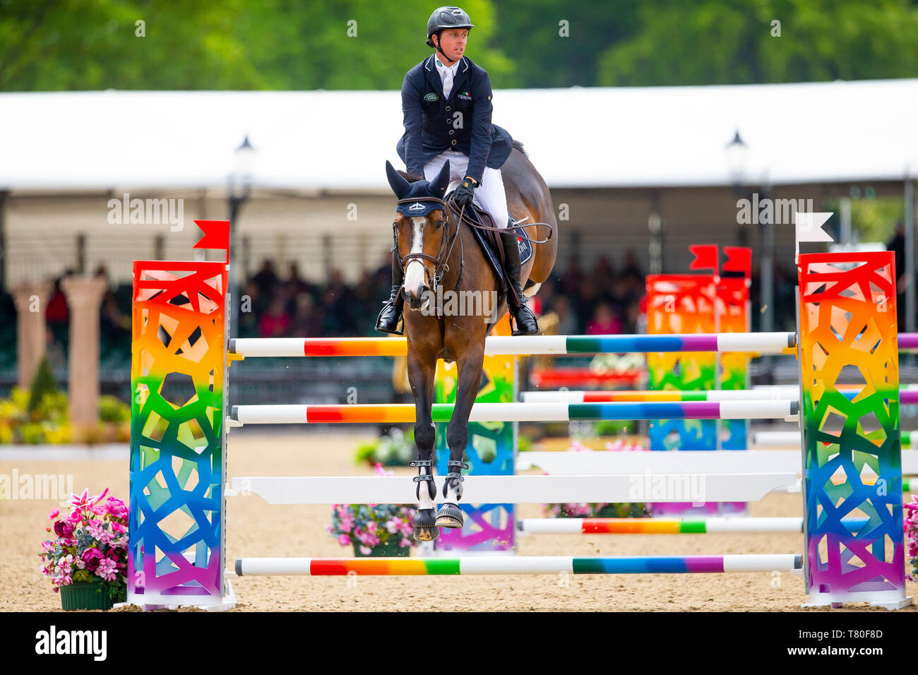 Windsor, Berkshire, Regno Unito. 09 Maggio, 2019. Vincitore. Ben Maher in sella lo zenzero blu. GBR. Land Rover picchetti. 1,45m aperta. Showjumping. Royal Windsor Horse Show. Windsor. Berkshire. Regno Unito. GBR. 09/05/2019. Credito: Sport In immagini/Alamy Live News Foto Stock