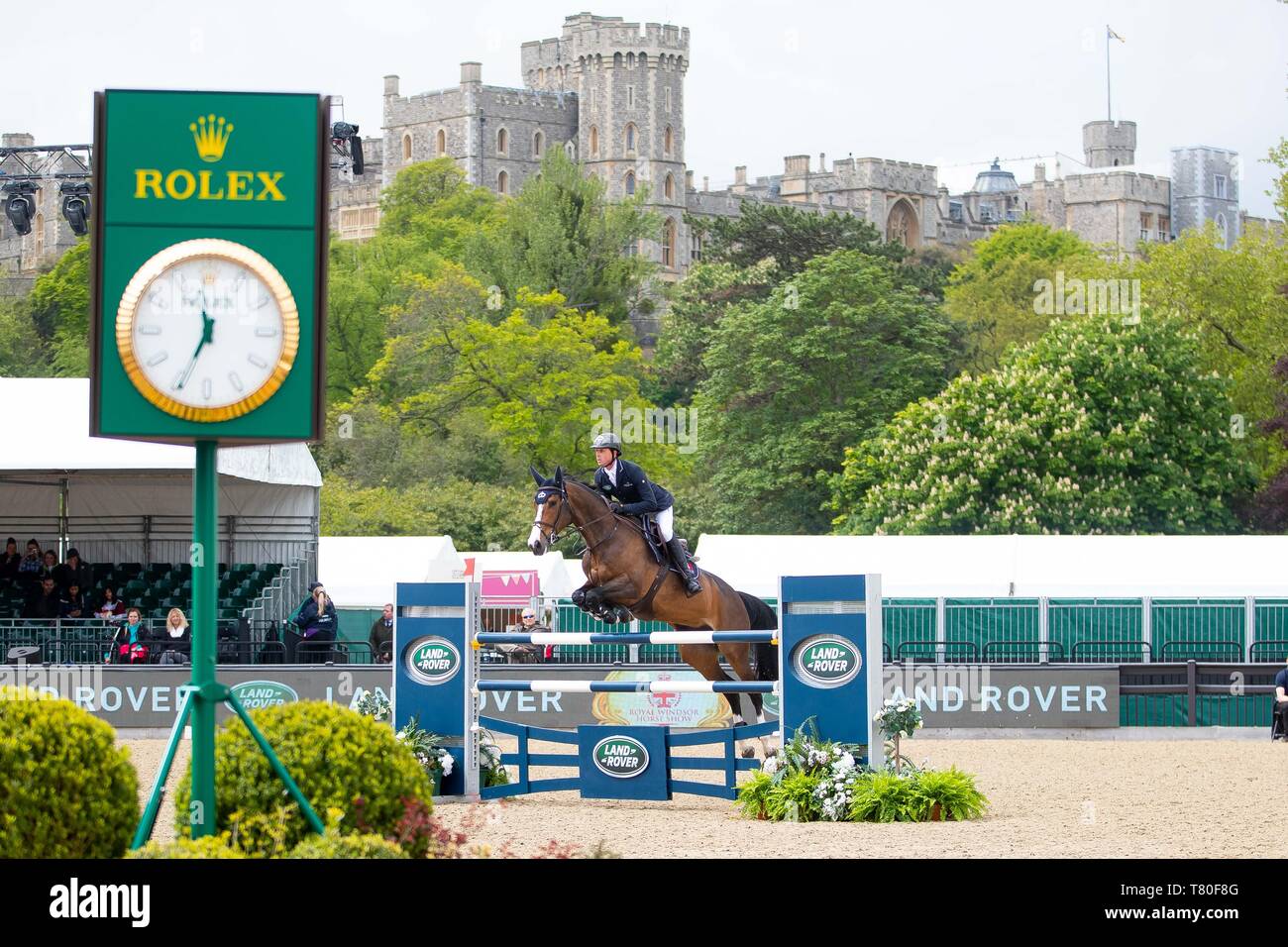 Windsor, Berkshire, Regno Unito. 09 Maggio, 2019. Vincitore. Ben Maher in sella lo zenzero blu. GBR. Land Rover picchetti. 1,45m aperta. Showjumping. Royal Windsor Horse Show. Windsor. Berkshire. Regno Unito. GBR. 09/05/2019. Credito: Sport In immagini/Alamy Live News Foto Stock