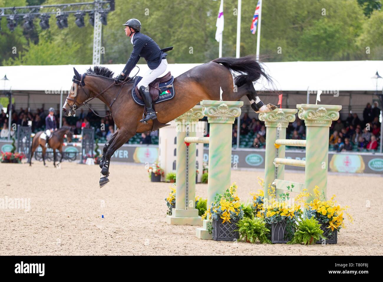 Windsor, Berkshire, Regno Unito. 09 Maggio, 2019. Vincitore. Ben Maher in sella lo zenzero blu. GBR. Land Rover picchetti. 1,45m aperta. Showjumping. Royal Windsor Horse Show. Windsor. Berkshire. Regno Unito. GBR. 09/05/2019. Credito: Sport In immagini/Alamy Live News Foto Stock