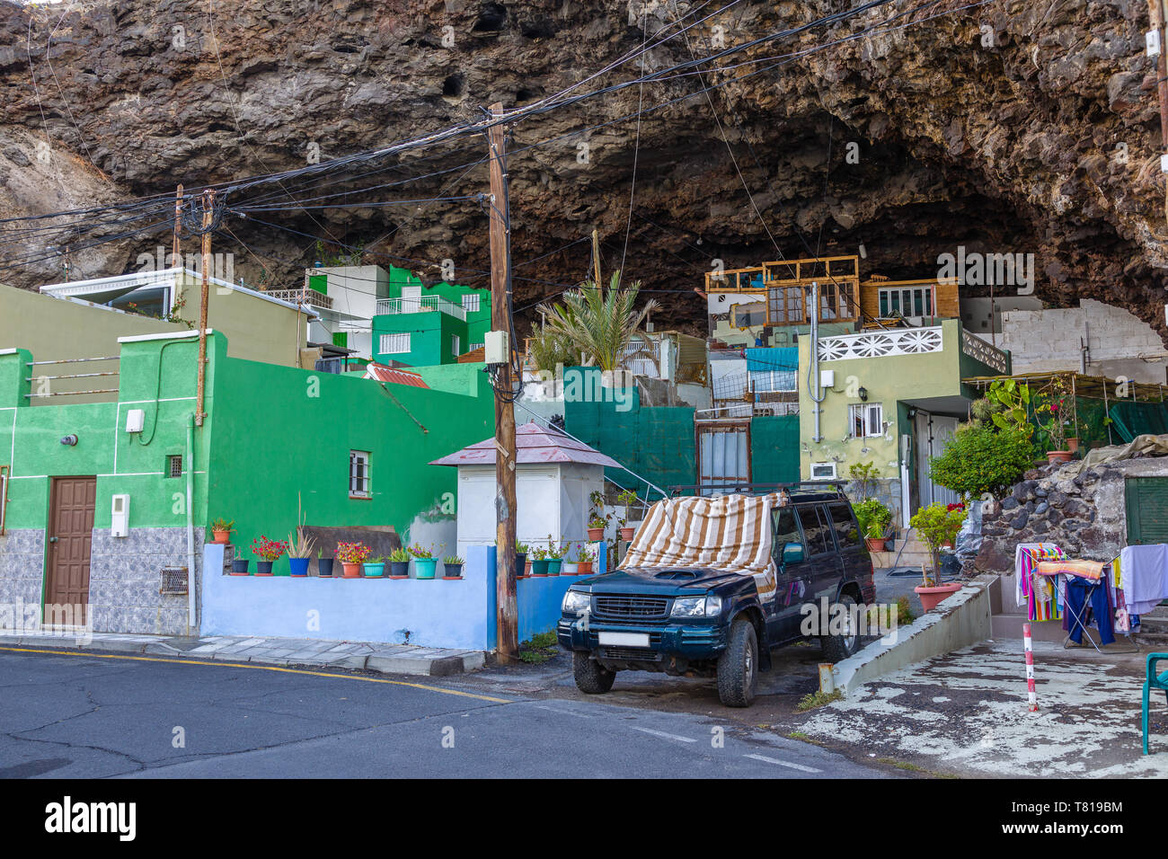 Il pittoresco villaggio di Los Barrancos sulla costa atlantica. Tenerife, Isole Canarie, Spagna Foto Stock