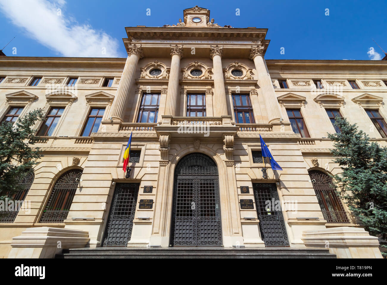 Bucarest, Romania - Maggio 02, 2019: La Banca nazionale di Romania sede, in questa immagine è la vecchia ala della BNR Palace, costruito tra il 1884 un Foto Stock