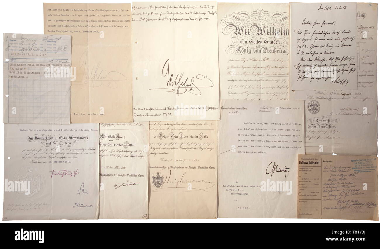 Un premio di documenti e gruppo di documentazione di Generalmajor prussiano Wilhelm Rotte Premio Italiano Documento per il cavaliere del Cross all'Ordine della Corona del 1890, un premio prussiano documento per il Centennial Medal (edge lacerazioni) e i documenti per la fine dell'Aquila Rossa 4i di classe datata 1903, il lungo servizio Cross datato 1906, l'ordine della corona 3° di classe datata 1906, la corona al fine dell'Aquila Rossa 4i di classe datata 1911, il premio sassone documento per il Comandante Croce di seconda classe con spade al fine di Albert, Ordine di , Additional-Rights-Clearance-Info-Not-Available Foto Stock