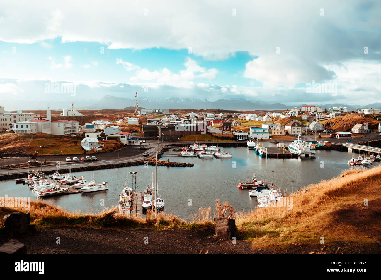 Barche ormeggiate in porto, Stykkishólmur, Snafellsnes- og Hnappadalssysla, Islanda Foto Stock