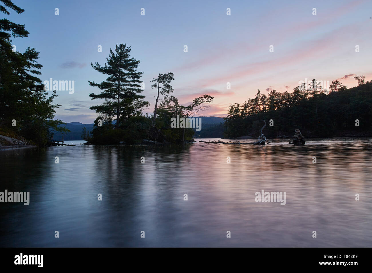 Tramonto sull'isola Foto Stock