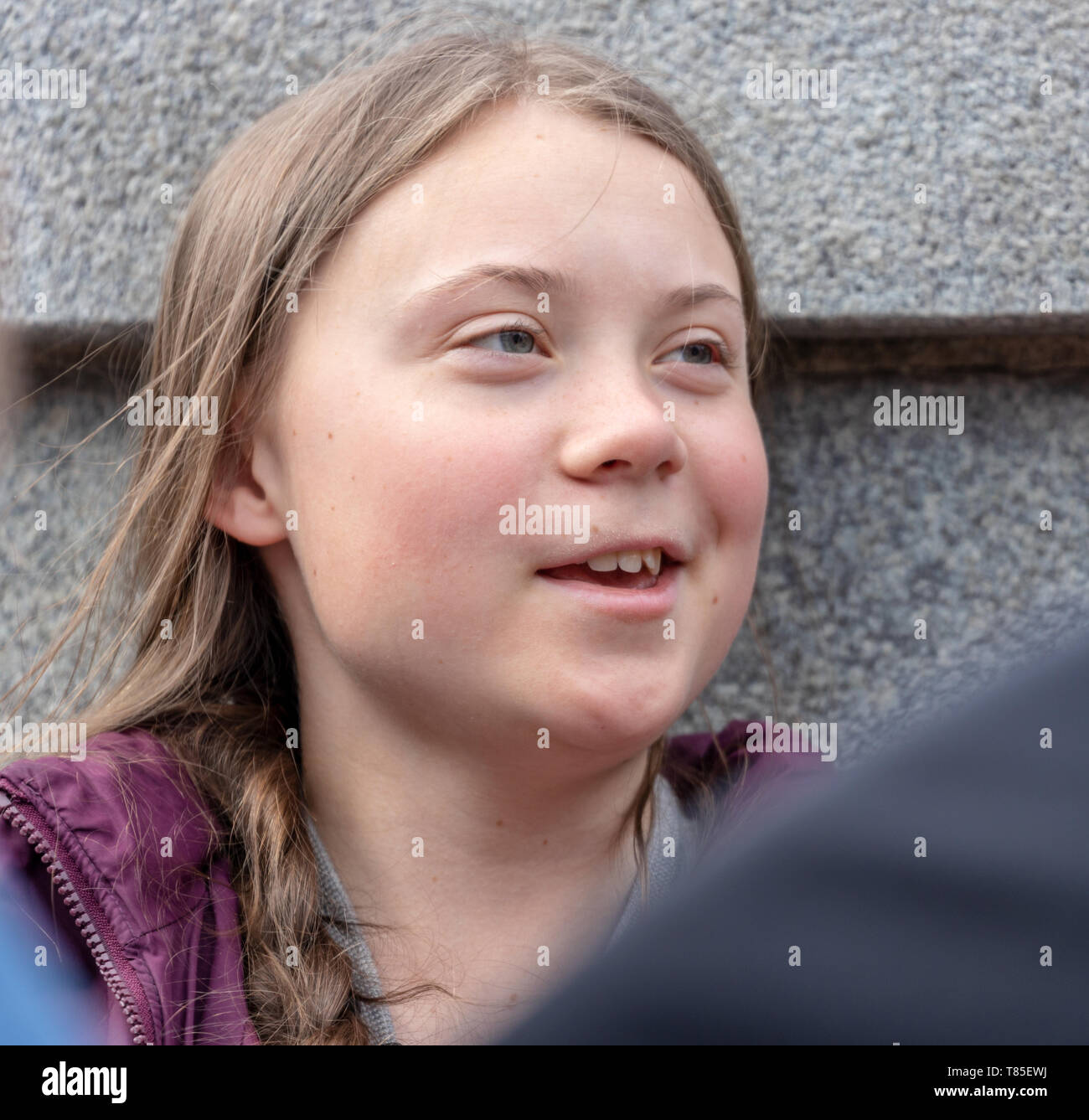 Stoccolma, Svezia. 10 Maggio, 2019. 16-anno-vecchio clima svedese Greta attivista Thunberg dimostrando a Stoccolma il venerdì. Foto Stock