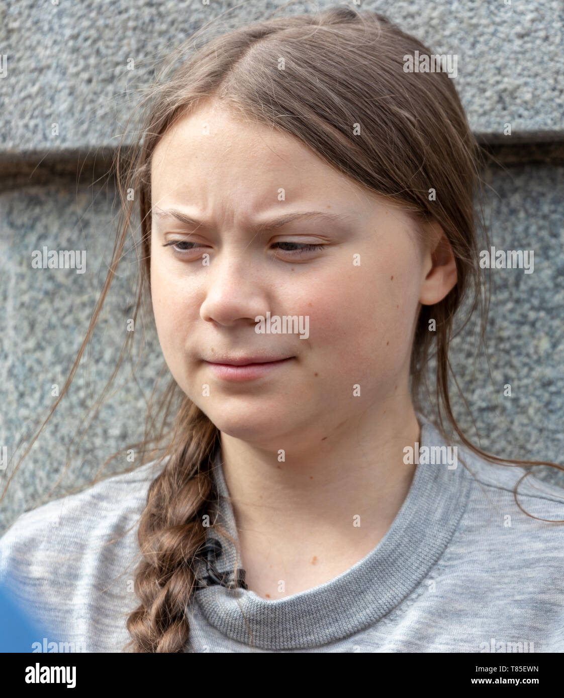 Stoccolma, Svezia. 10 Maggio, 2019. 16-anno-vecchio clima svedese Greta attivista Thunberg dimostrando a Stoccolma il venerdì. Foto Stock