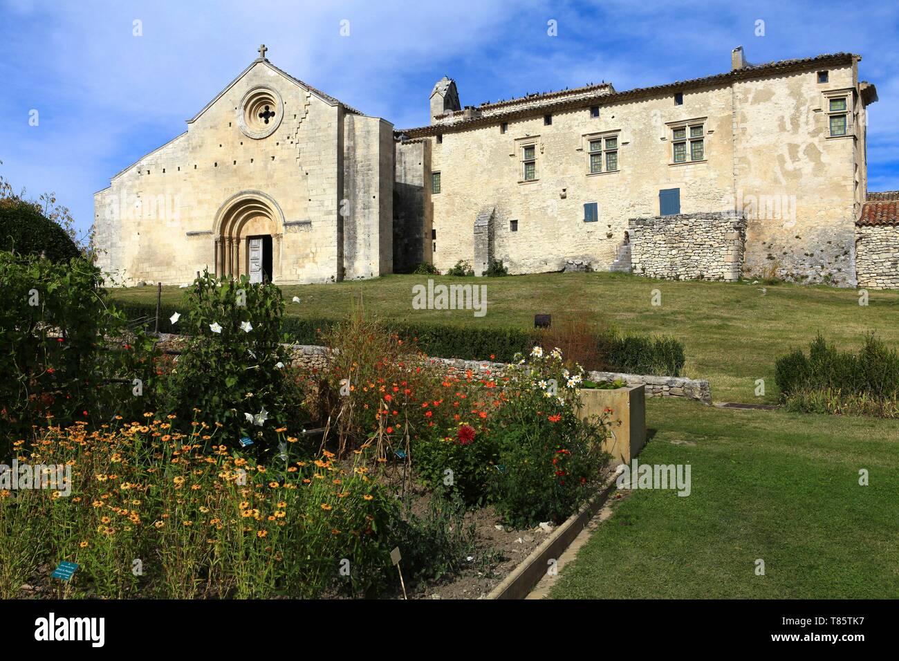 Francia, Alpes de Haute Provence, Mane, Priorato di Salagon chiesa Foto Stock