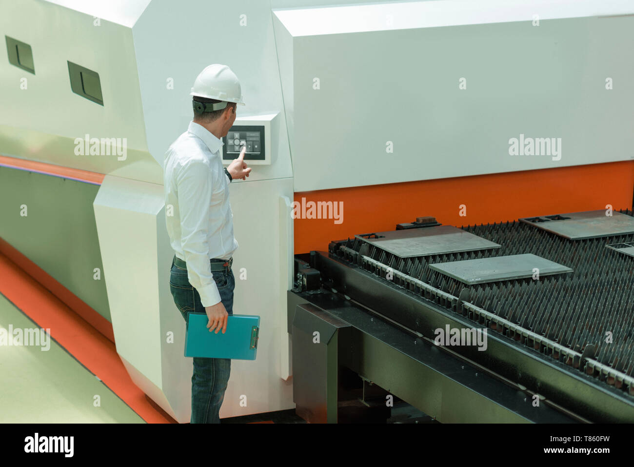 Ingegnere di lavoro in fabbrica Foto Stock