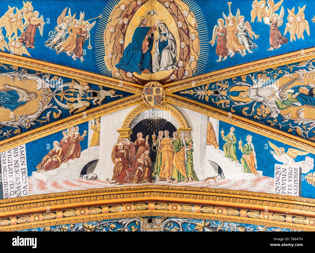 Francia, Tarn, Albi, classificato come patrimonio mondiale dall UNESCO, Sainte Cecile cattedrale, dettaglio dei dipinti del vault: la parabola delle vergini stolte e delle vergini sagge Foto Stock