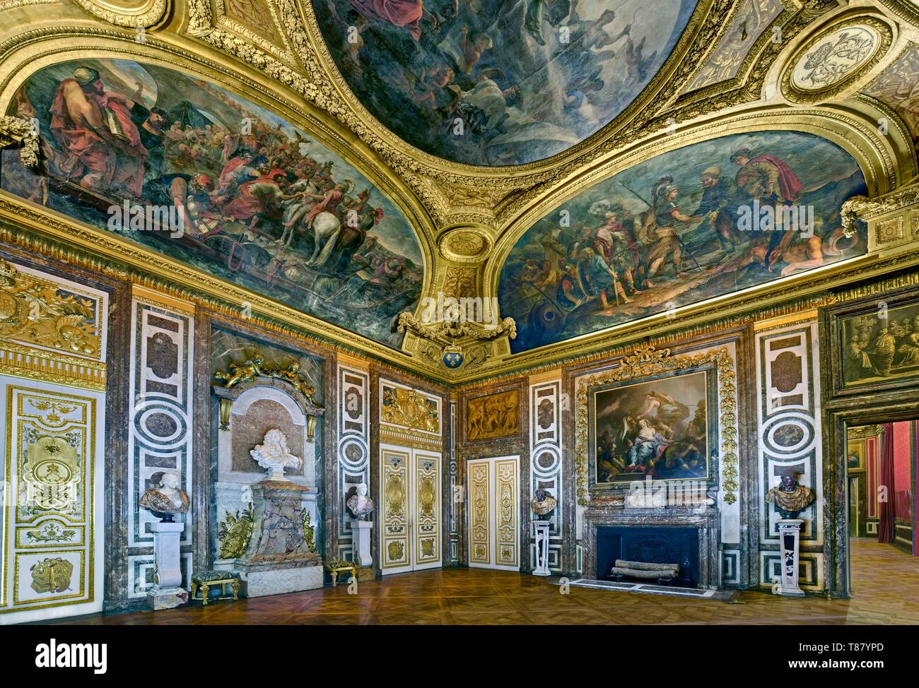 Francia, Yvelines, Versailles, palazzo di Versailles elencati come patrimonio mondiale dall'UNESCO, la sala di Diana tenendo il busto di Luigi XIV dal Bernini Foto Stock